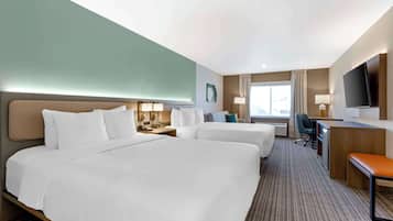 ์ค์ํธ, ๊ธ์ฐ (2 Queen Beds with Sofa Bed) | ๊ณ ๊ธ ์นจ๊ตฌ, ์ฑ
์, ๋
ธํธ๋ถ ์์
๊ณต๊ฐ, ์๋ง ์ปคํผ