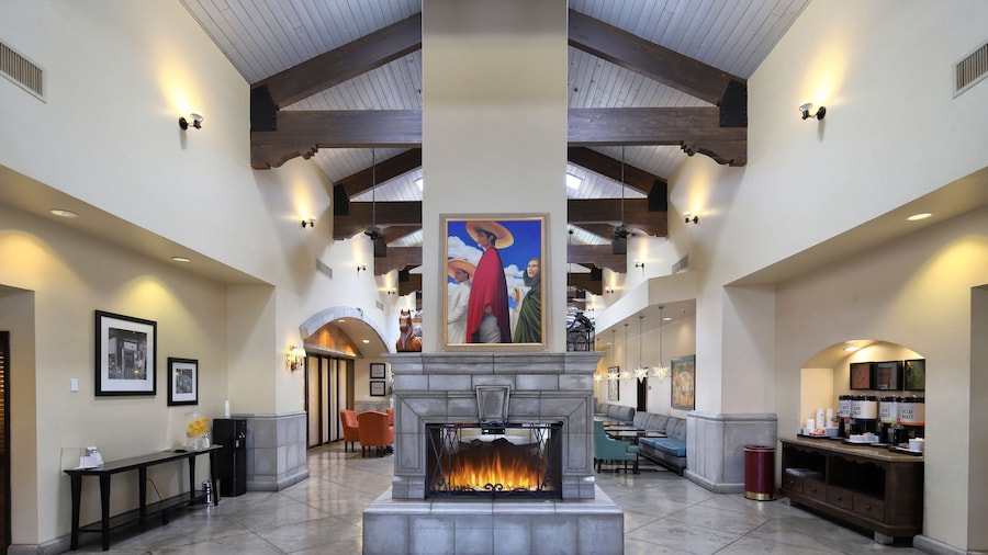Hampton Inn & Suites Tucson-Mall