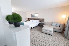 Suite, 1 King Bed (Wet Bar) | Living area | 37-inch flat-screen TV with cable channels, TV, pay movies