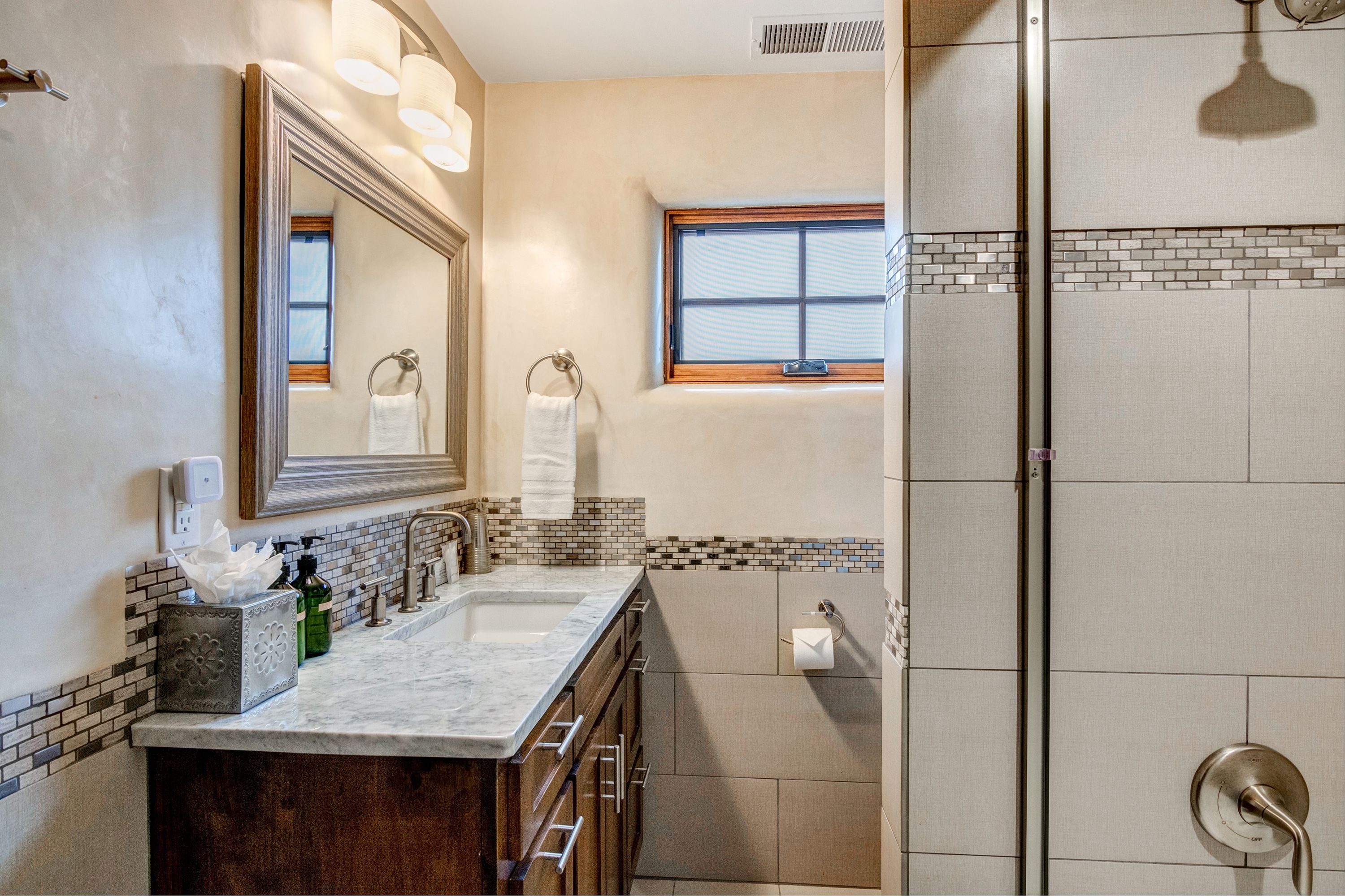 house, 2 bedrooms | bathroom | free toiletries, hair dryer, towels