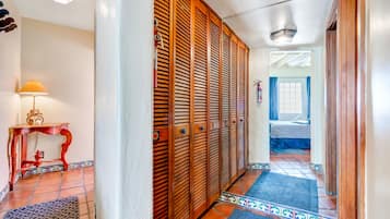 Room, 1 Queen Bed, Patio (Pet Friendly) | Desk, iron/ironing board, wheelchair access