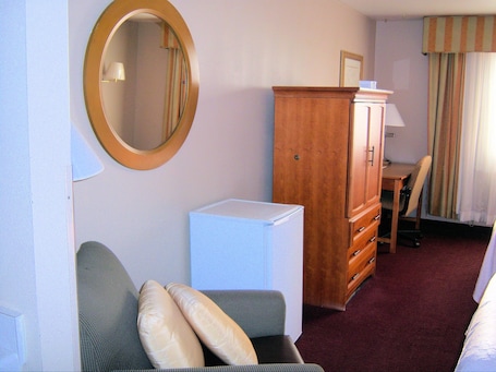Room amenity. Cities Of Gold Casino