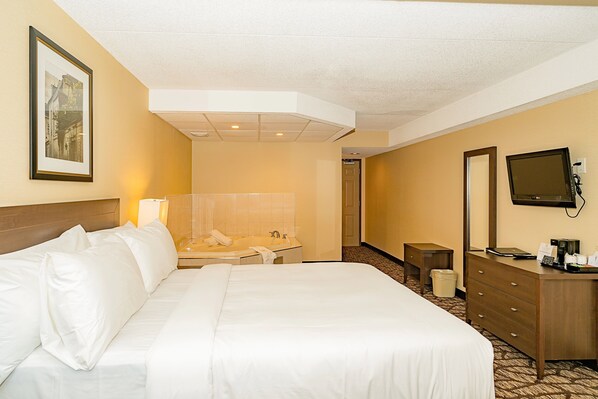 Standard Room, 1 King Bed, Jetted Tub | Individually decorated, individually furnished, blackout drapes