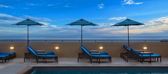 Marriott's BeachPlace Towers