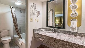 Hair dryer, towels - Motel 6 Pulaski, TN (Pulaski)