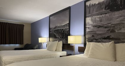 Super 8 by Wyndham Kamloops On The Hill