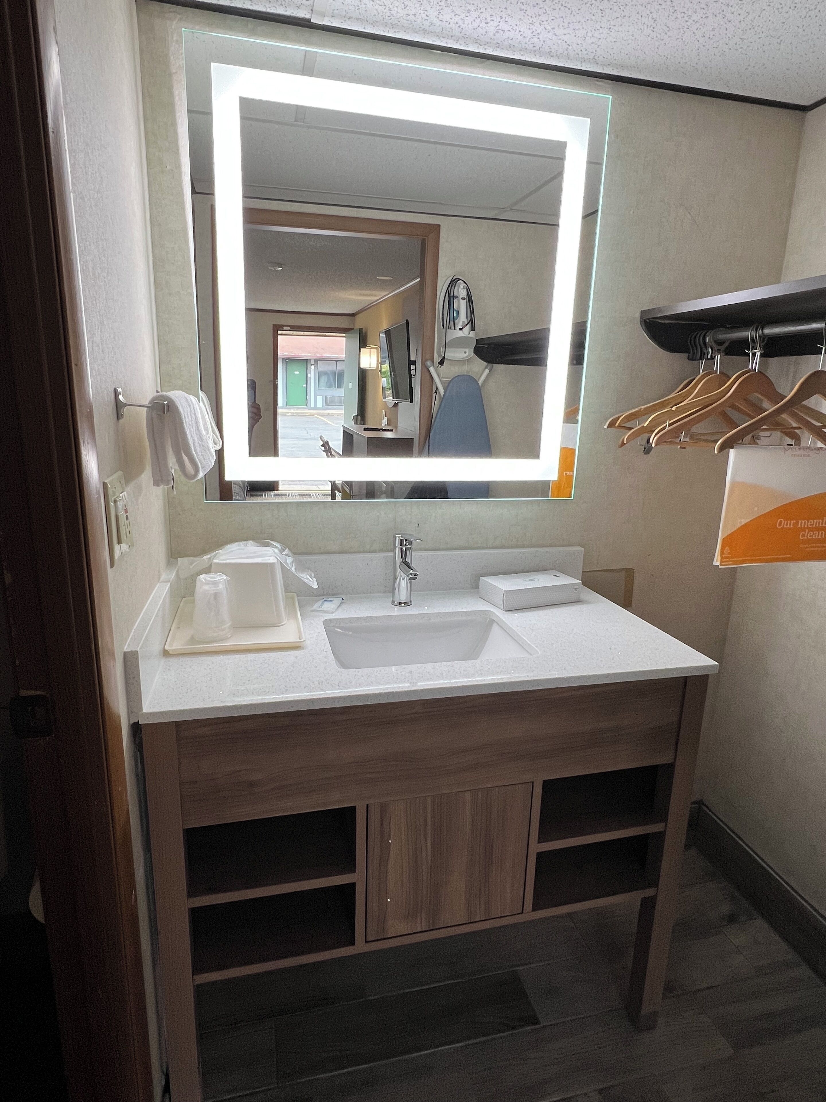 花灑/浴缸組合、免費梳洗用品、風筒、提供毛巾