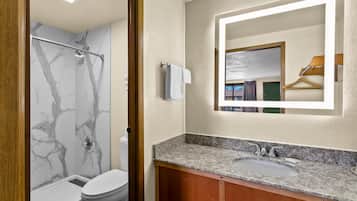 Room, 1 King Bed, Accessible | Bathroom | Combined shower/tub, free toiletries, hair dryer, towels