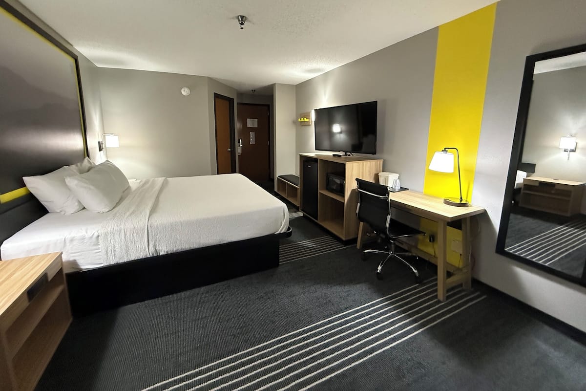 Blackout drapes, soundproofing, iron/ironing board, WiFi