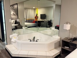 Bañera de hidromasaje privada
