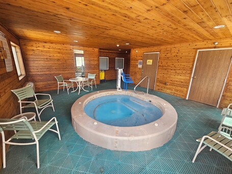 Bañera de hidromasaje interior