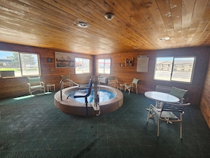 Bain à remous intérieur