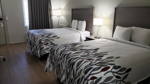 Chambre Deluxe, 2 lits doubles, non-fumeurs | Bureau, rideaux occultants, fer et planche à repasser, Wi-Fi gratuit