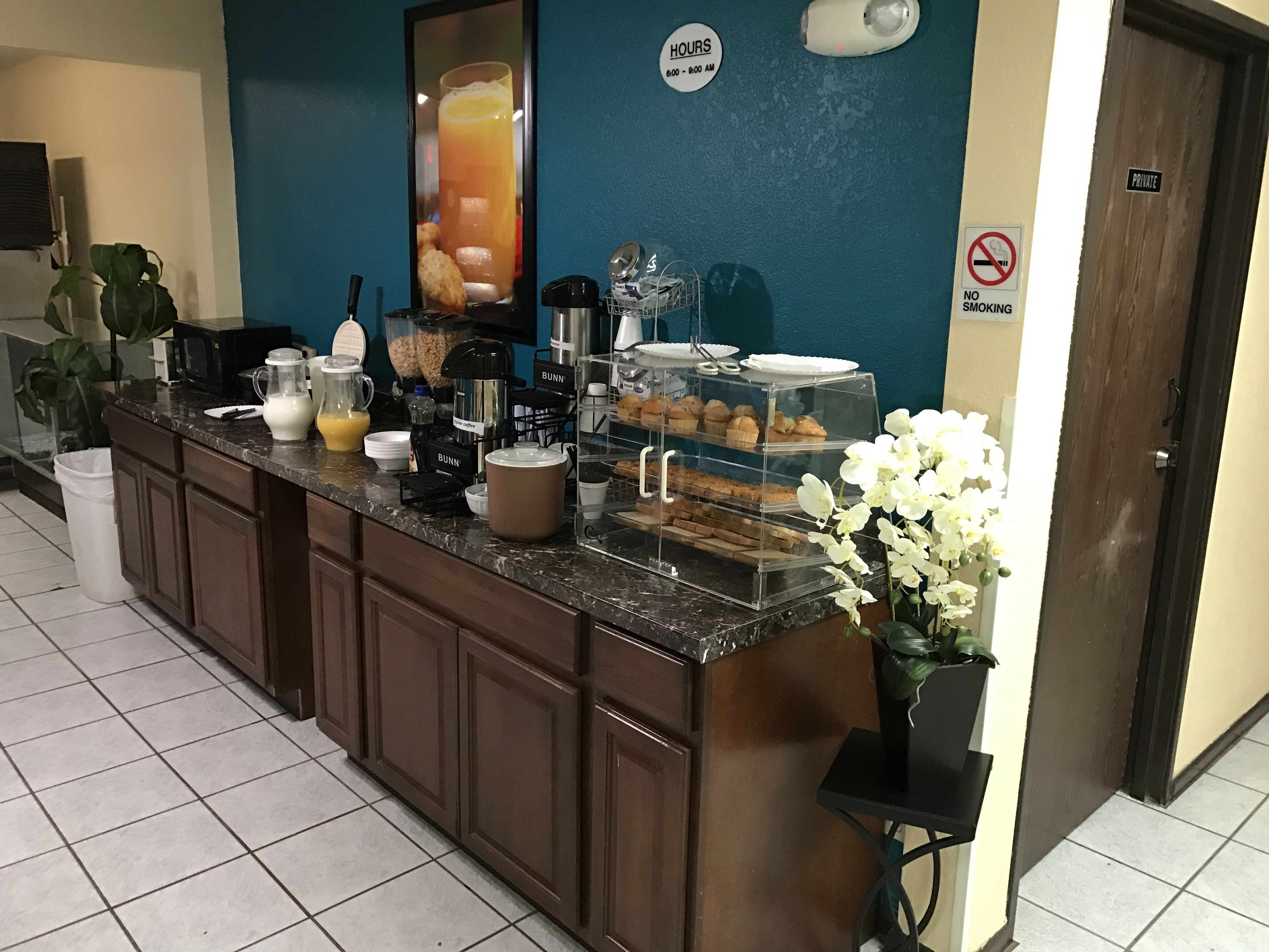 Free daily buffet breakfast