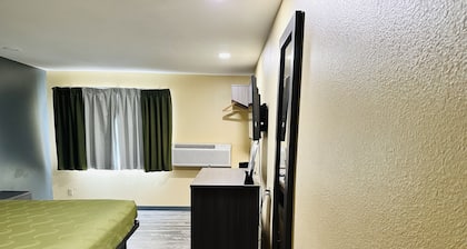Rodeway Inn Winslow I-40