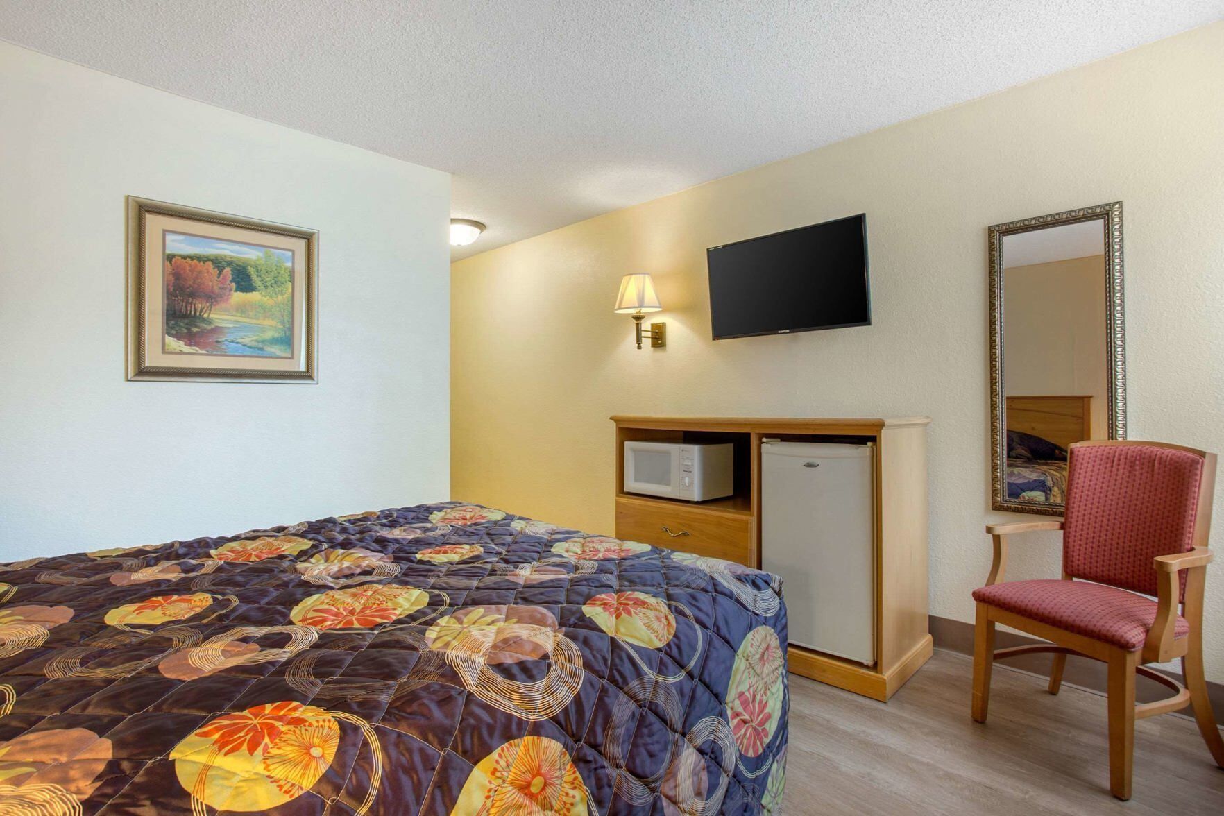 Blackout curtains, rollaway beds, free WiFi, bed sheets