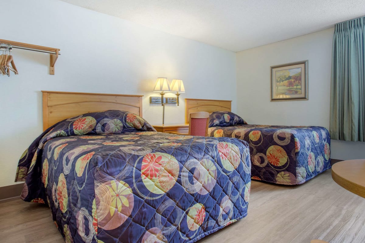 Standard Double Room, 2 Double Beds, Non Smoking