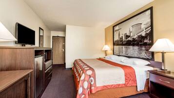 Standard Room, 1 King Bed | Desk, free cots/infant beds, free WiFi, bed sheets