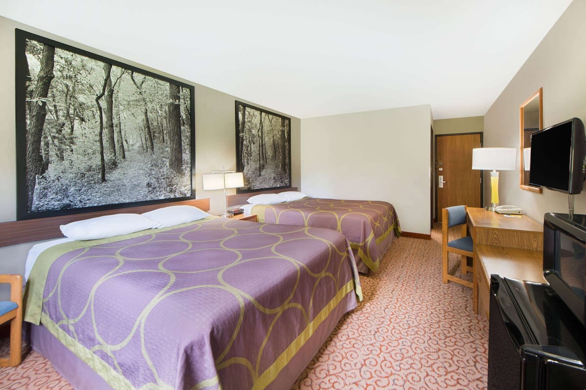 Room, 2 Queen Beds, Non Smoking