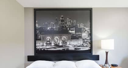 Super 8 by Wyndham West Plains