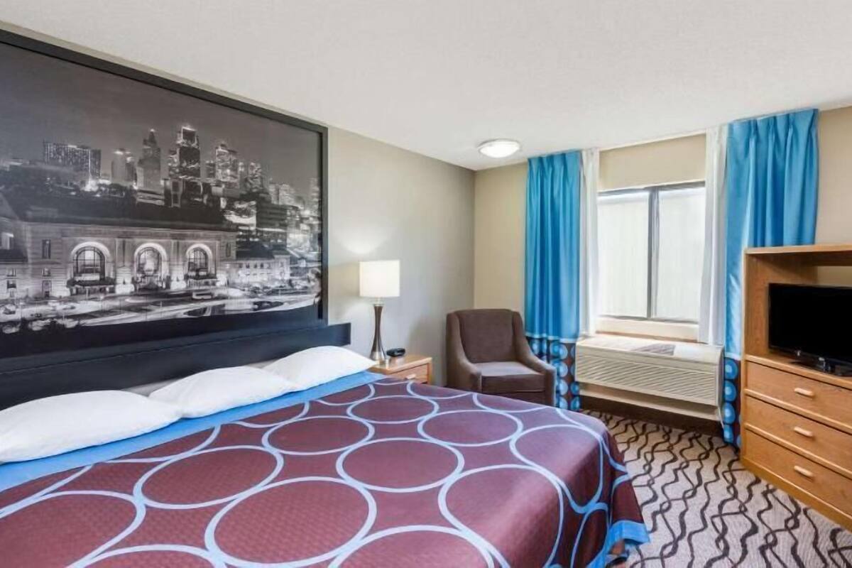 In-room safe, desk, iron/ironing board, free cribs/infant beds