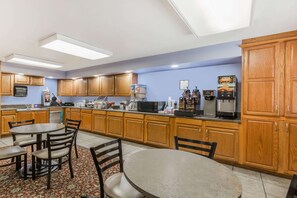 Petit déjeuner continental compris tous les jours