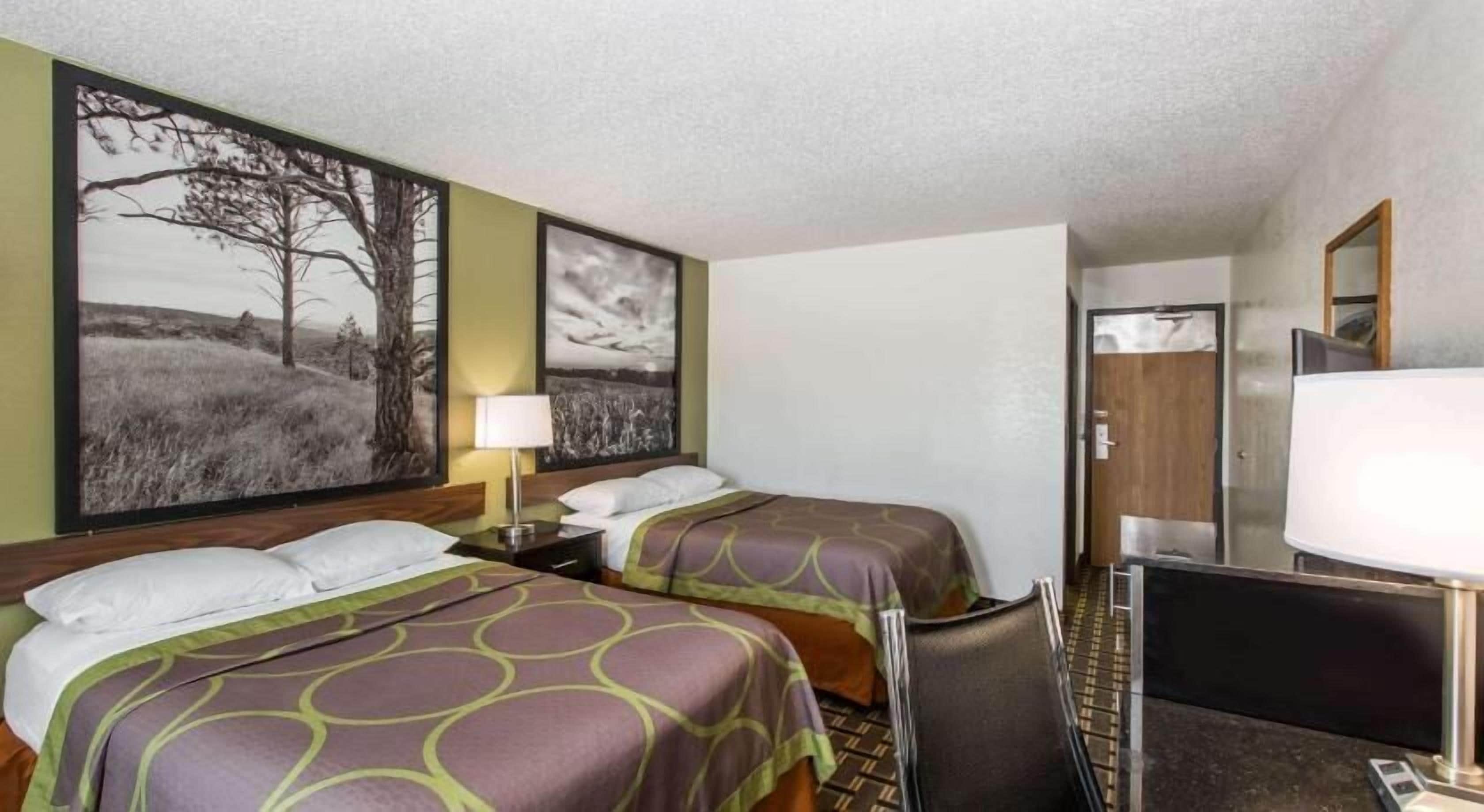 In-room safe, individually decorated, individually furnished, desk