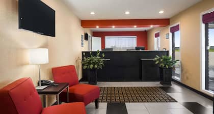 Super 8 by Wyndham Henryetta
