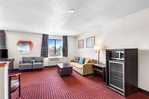 In-room safe, desk, iron/ironing board, free WiFi