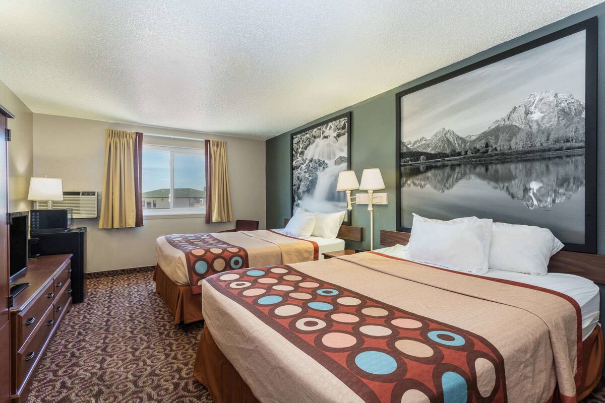 Standard Room, 2 Queen Beds | In-room safe, blackout drapes, iron/ironing board, cribs (free)