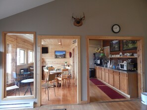 Free daily continental breakfast - Alpine Inn of Pagosa Springs (Pagosa Springs)