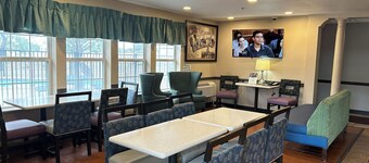 Super 8 by Wyndham San Antonio/Fiesta