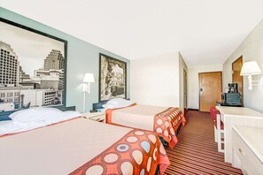 1 habitación, ropa de cama hipoalergénica y escritorio 