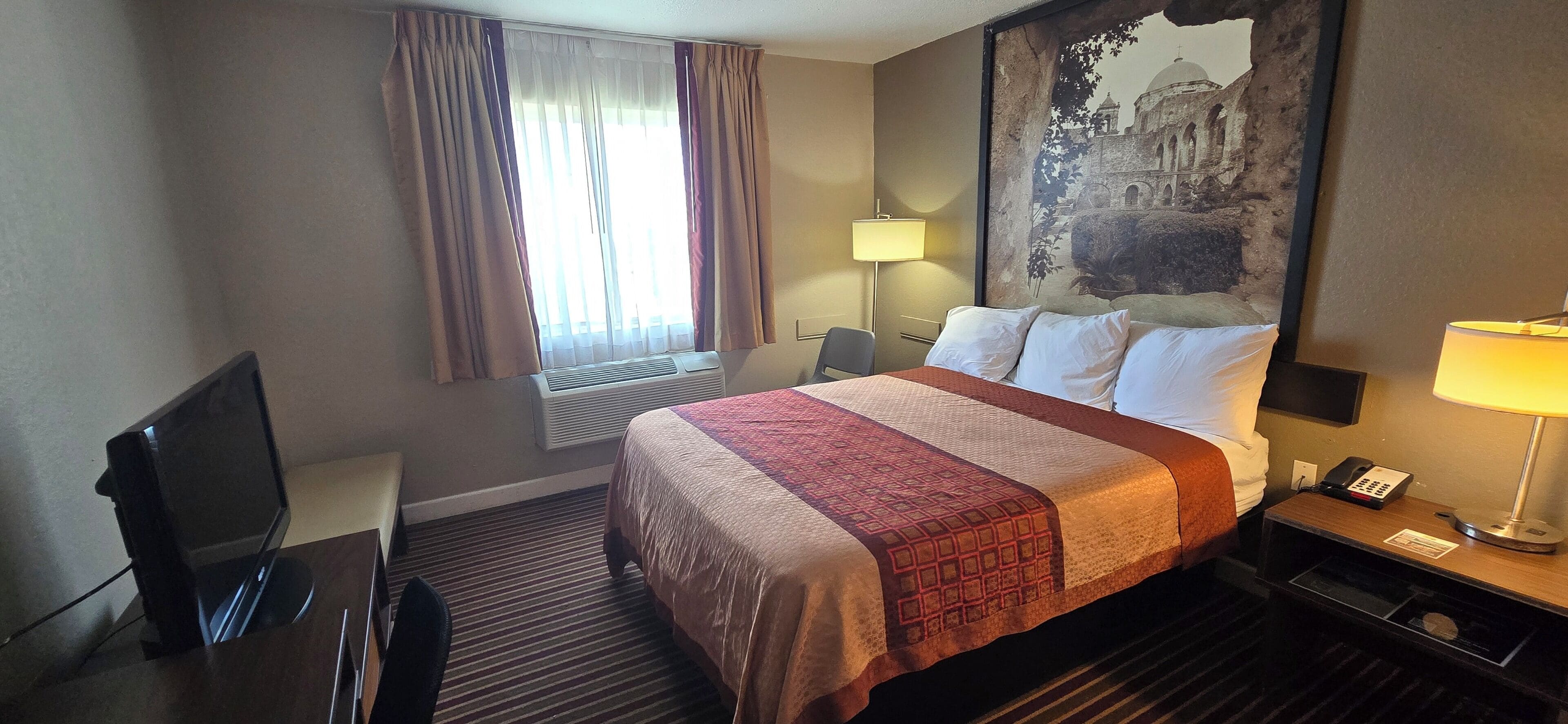 Foto - Super 8 by Wyndham San Antonio/Fiesta