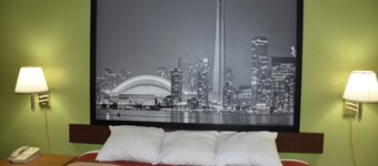 Super 8 by Wyndham Tifton