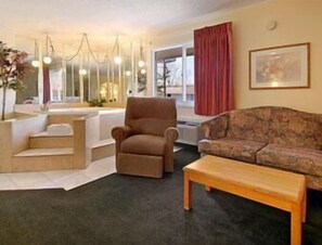 Presidential-Studiosuite | Schreibtisch, kostenloses WLAN