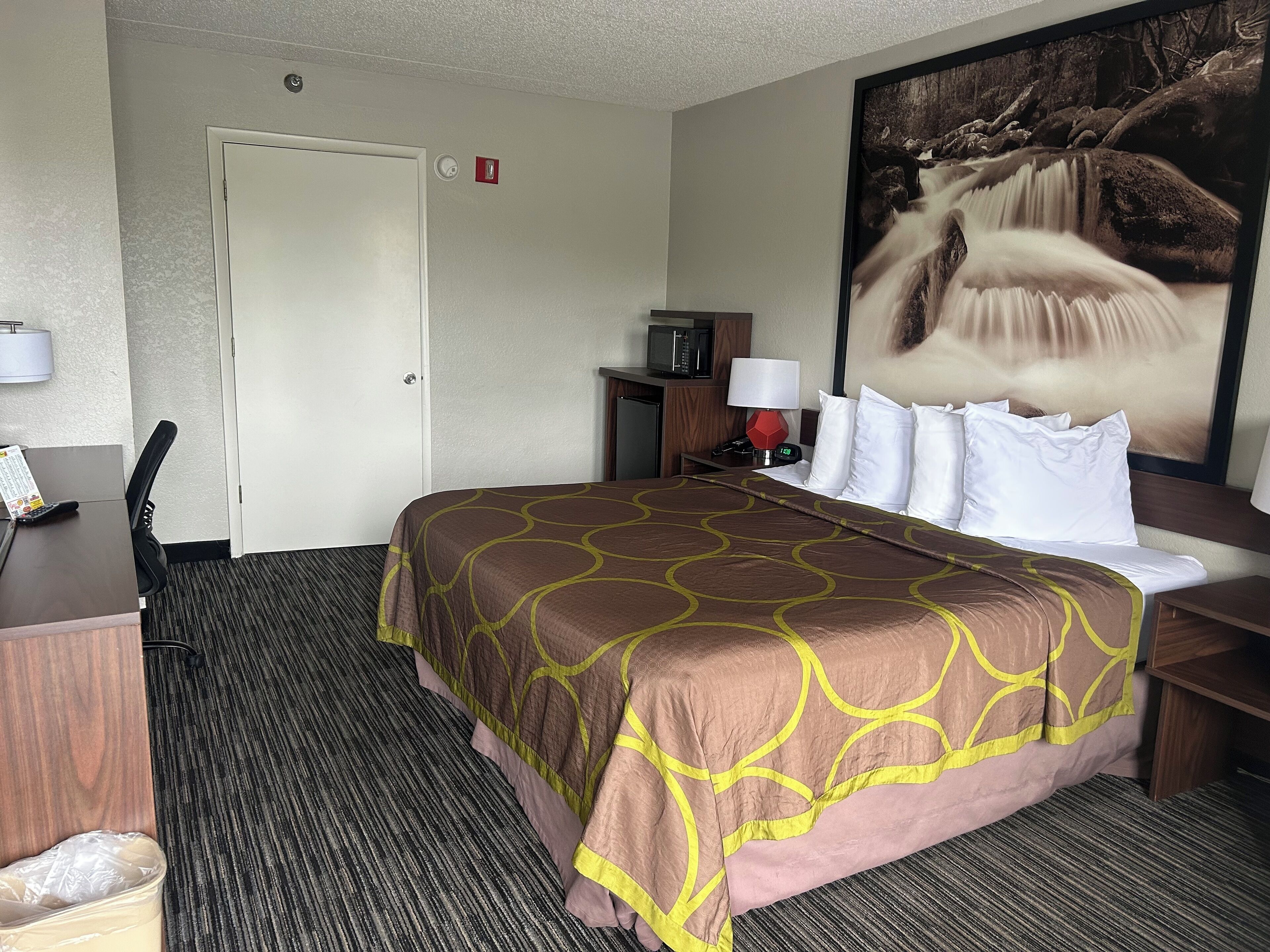 Standard Room, 1 King Bed, Non Smoking