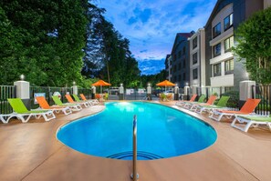 Seasonal outdoor pool