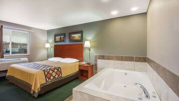 Camera, 1 letto queen | Una scrivania, ferro/asse da stiro, culle/letti per bambini (gratuiti)