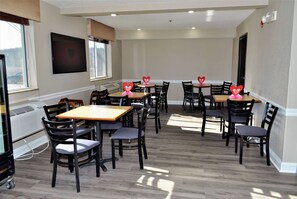 Colazione a buffet inclusa, servita tutte le mattine 