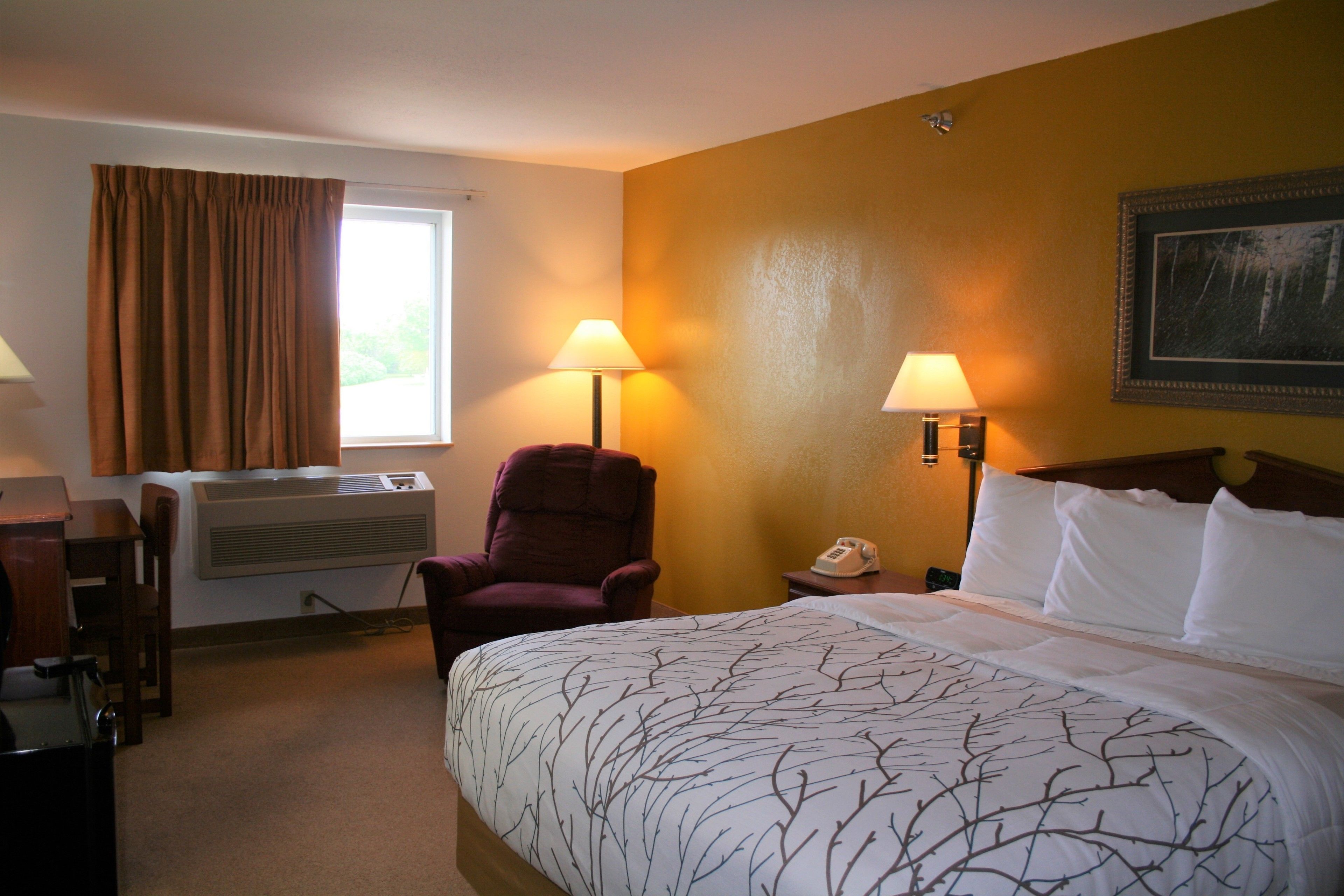 2 Best Hotels In Marysville, Kansas Trip101