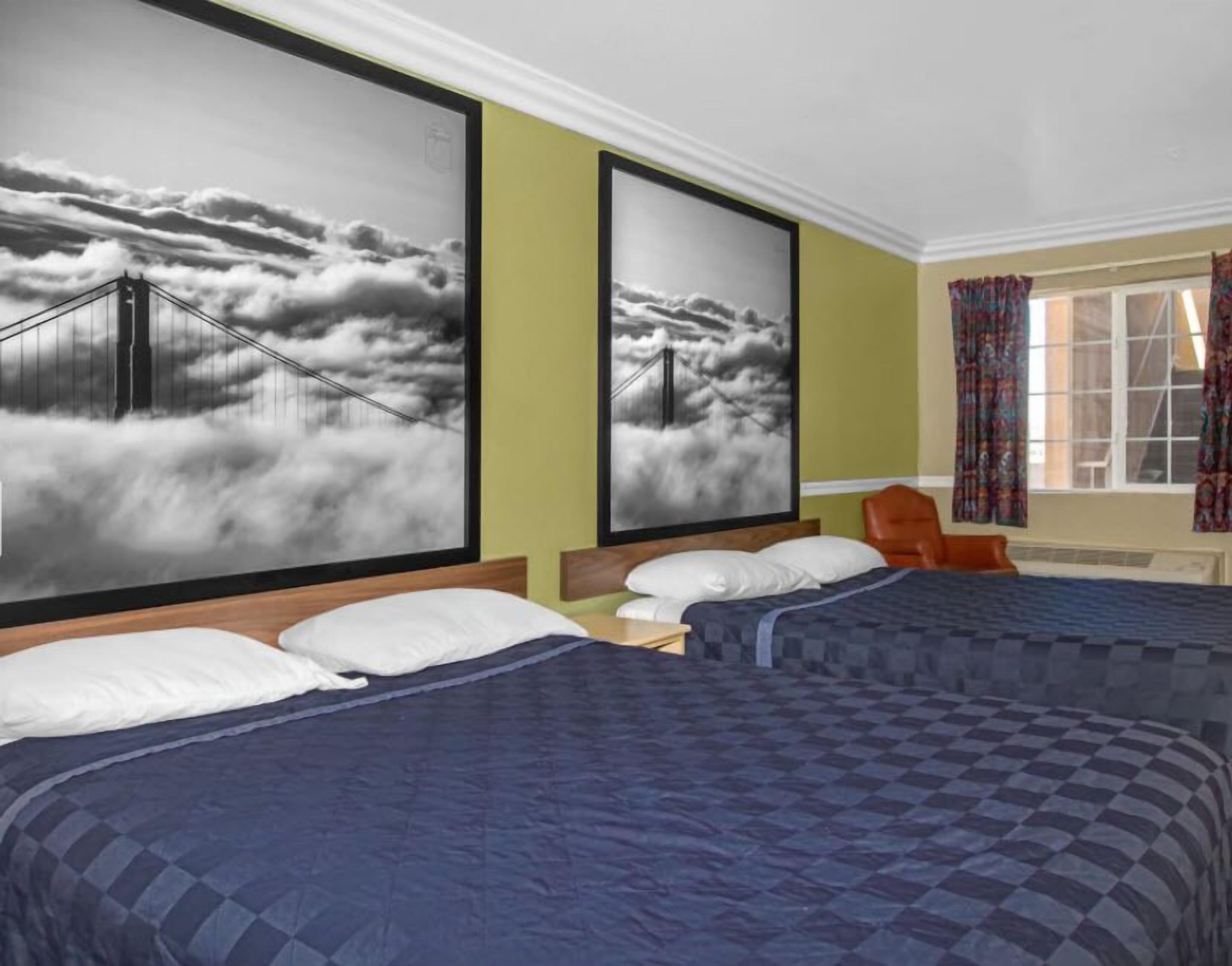 Foto - Super 8 by Wyndham Hayward Downtown