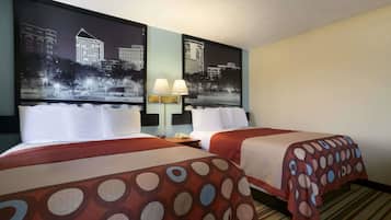 Schreibtisch, kostenloses WLAN, Bettwäsche, Wecker