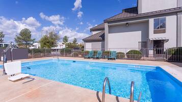 ์์ฆ๋ณ๋ก ์ด์๋๋ ์ผ์ธ ์์์ฅ