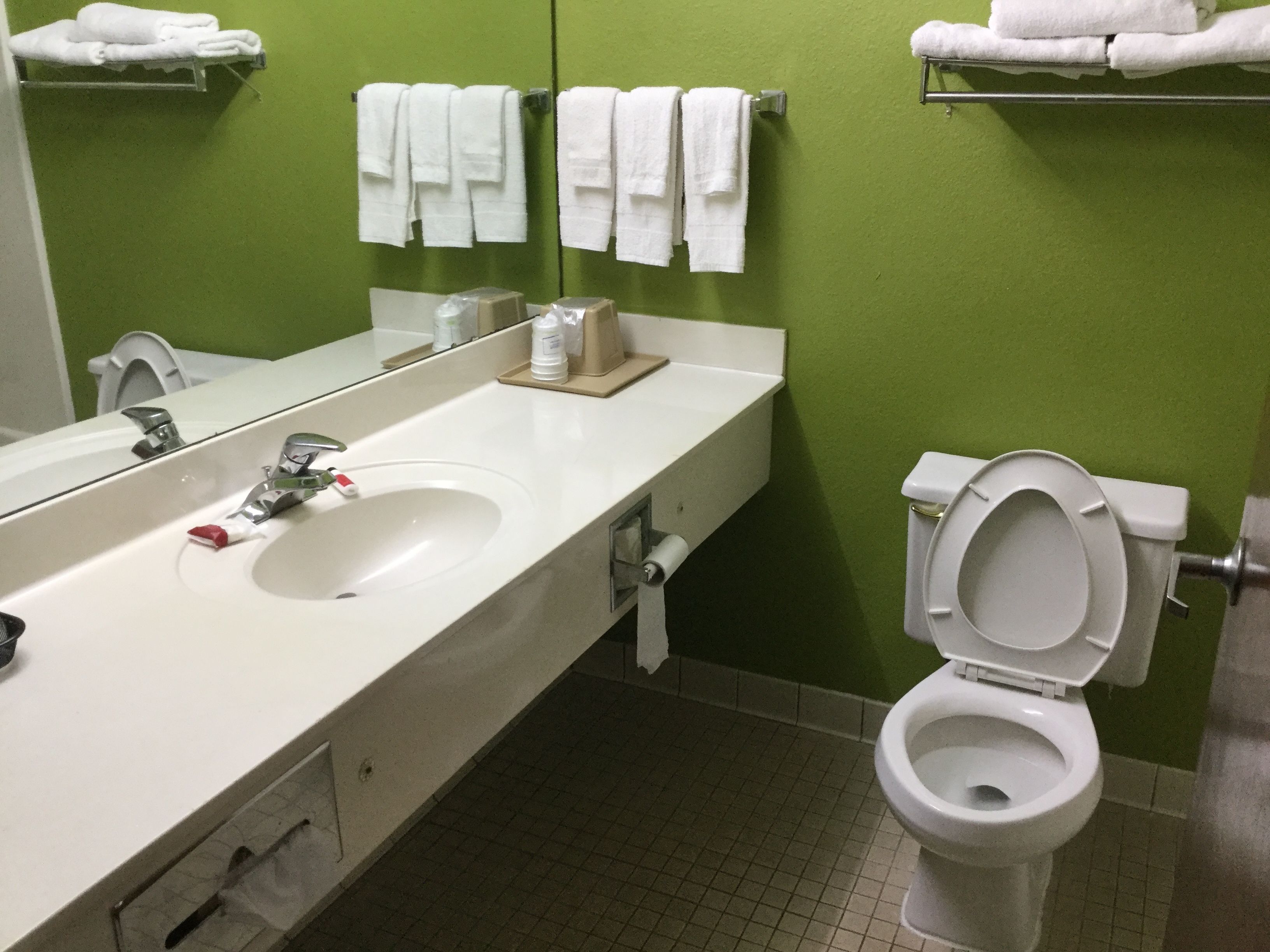 combined shower/bathtub, free toiletries, hair dryer, towels