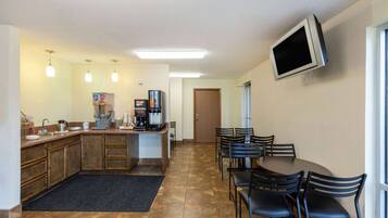 Free daily on-the-go breakfast