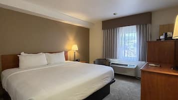 Chambre Standard, 1 très grand lit, non-fumeurs | Ameublement personnalisé, bureau