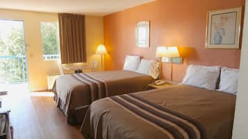 Escritorio, camas extra, wifi gratis y ropa de cama