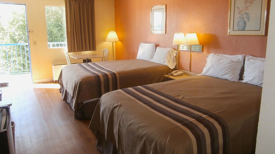 Americas Best Value Inn Tucker