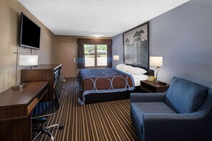 Room, 1 King Bed, Non Smoking (Mobility Accessible Room w/ Grab Bar) | In-room safe, desk, iron/ironing board, rollaway beds